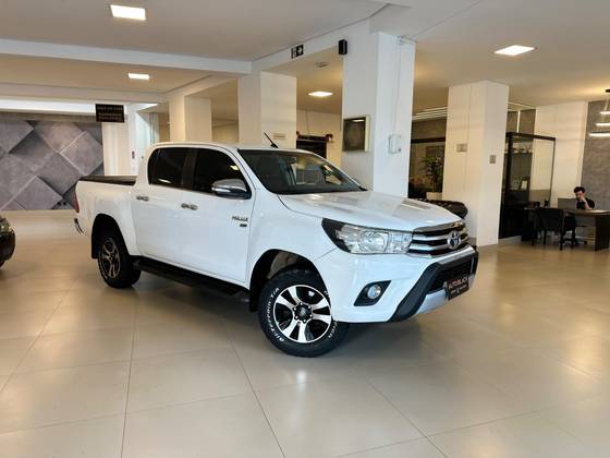 TOYOTA HILUX 2.7 SRV 4X2 CD 16V FLEX 4P AUTOMÁTICO